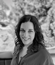 Book an Appointment with Nina Bai for Physiotherapy