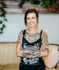 Book an Appointment with Sada Poppe for Waxing Services