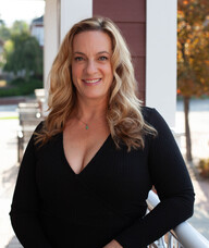 Book an Appointment with Jennifer Lampshire for Registered Massage Therapy