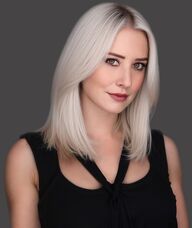 Book an Appointment with Ms. Allie Huggins for Psychotherapy