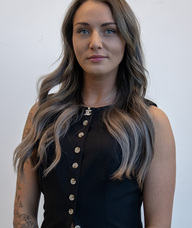 Book an Appointment with Carly Olson for Level 4 - Fluid/Master Stylist
