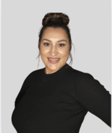 Book an Appointment with Danielle E at Fluid Spa