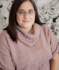 Book an Appointment with Hayley Santolucito for These wonderful team members are available to take new clients!! Book a complimentary 15-minute VIDEO Meet & Greet with your preferred provider to see if it feels like a good fit for you!