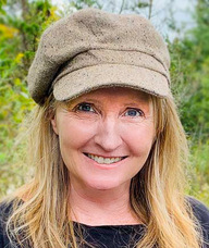 Book an Appointment with - Denise Moore for Accepting New Counselling Clients