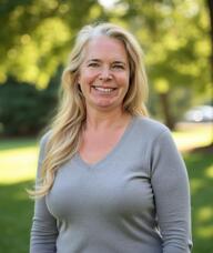 Book an Appointment with Lisa McArthur for Psychotherapy