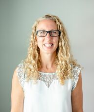 Book an Appointment with Dr. Erin Mackay for Chiropractic