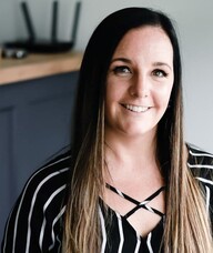 Book an Appointment with Lindsay Dean for Massage Therapy