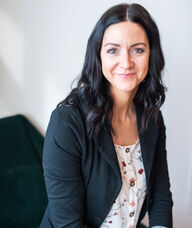 Book an Appointment with Lesley Steppler for Holistic Mental Health Counselling