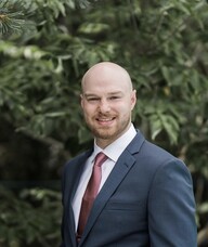 Book an Appointment with Dr. Brett McEwan for Chiropractic