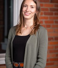 Book an Appointment with Lauren Buchardt for Free Consultation
