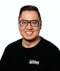 Book an Appointment with Zachery Wong for Relaxation Massage
