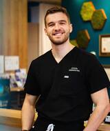 Book an Appointment with Dr. Tom Martineau at Chiro Estrie Brompton | Clinique familiale et sportive