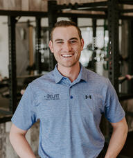 Book an Appointment with Dr. Kyle Uttley for Chiropractic